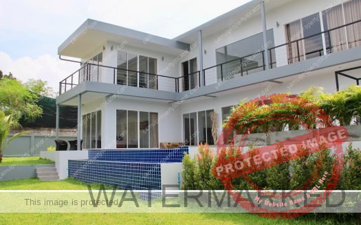 Family home in Bangrak for sale