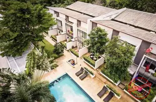 Stylish 2 Bedroom Townhouse